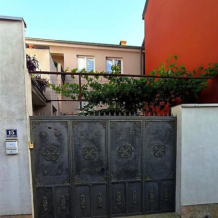Apartman Orhan موستار المظهر الخارجي الصورة